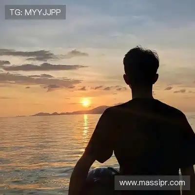 韶靓影